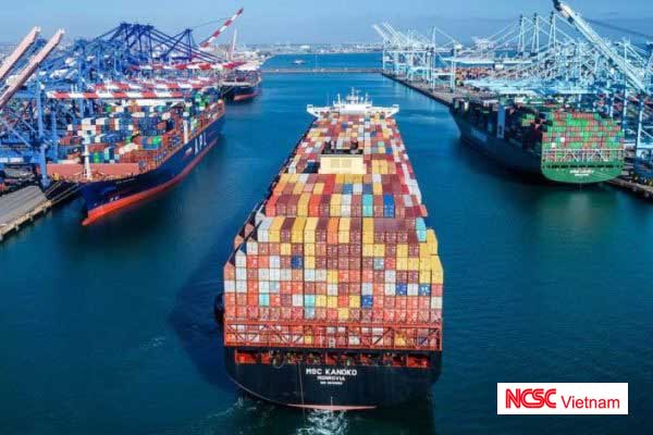 Cước vận chuyển container từ châu Á sang châu Âu, Mỹ lại tăng sốc